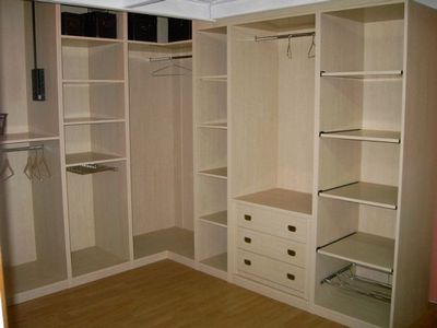 Гардеробні на замовлення