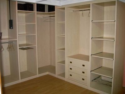 Гардеробні на замовлення